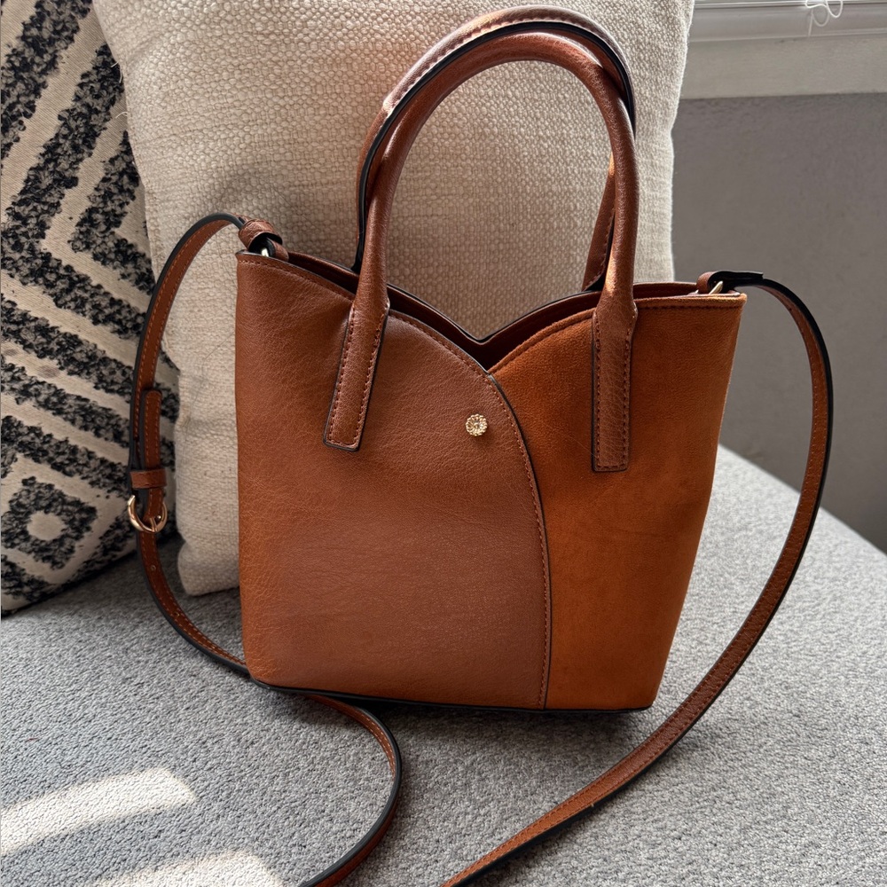 Lauren Conrad purse